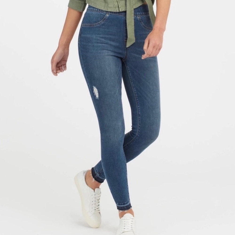 SPANX Distressed Ankle Skinny Jeans Size Medium